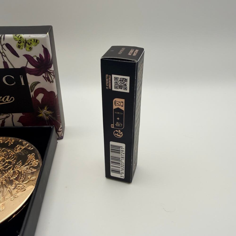 Gucci Flora Compact Mirror & Gucci L’Obscur Mascara Gift Set - Picture 8 of 9